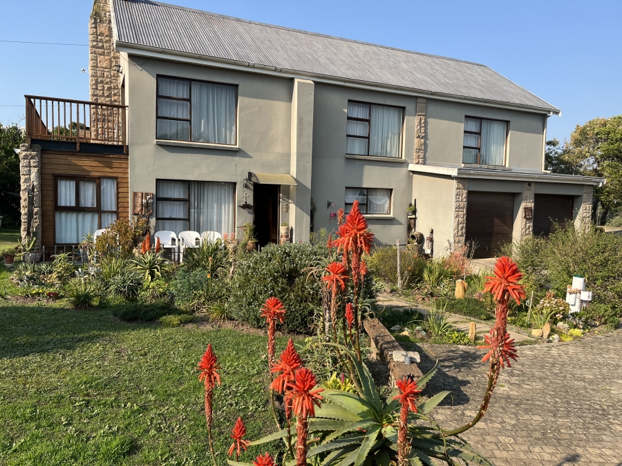 3 Bedroom Property for Sale in Blanco Western Cape